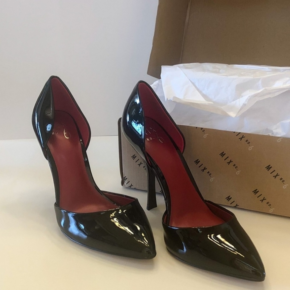 Mix No. 6 black heels, size 9.5